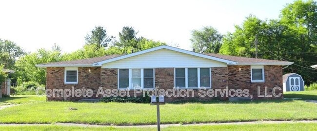 Building Photo - 5475 Aspen Ave