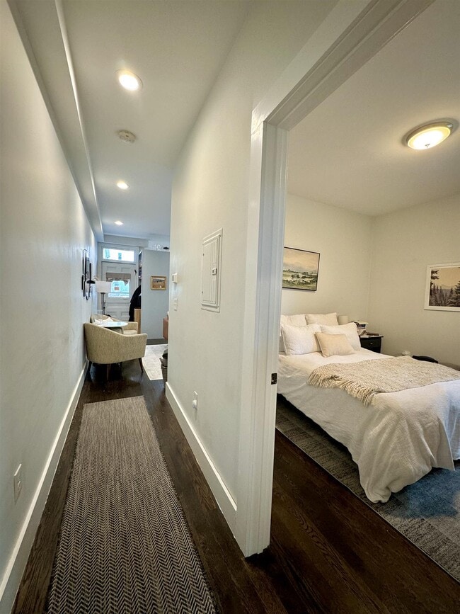 Photo - 75 Kinnaird St Unidad 1