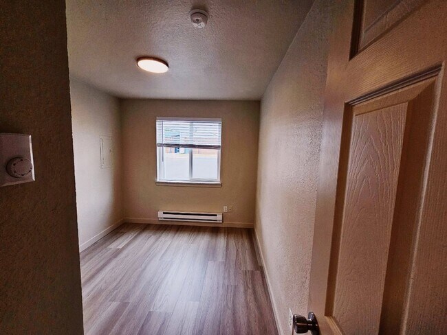 Photo - Newly Remodeled Two Bed One Bath Unit in the Heart of Sultan