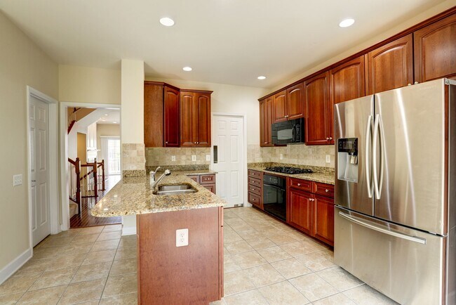 Photo - 14580 Crossfield Way