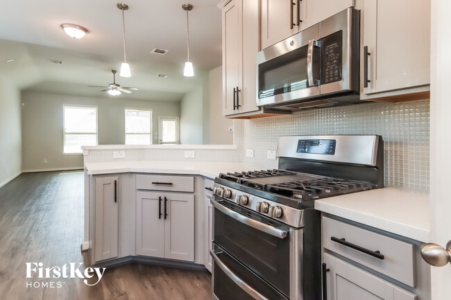 Photo - 4820 La Piedra Ln