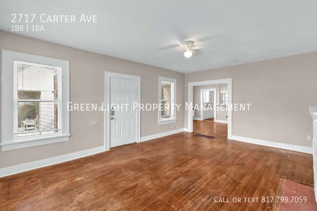 Photo - 2717 Carter Ave