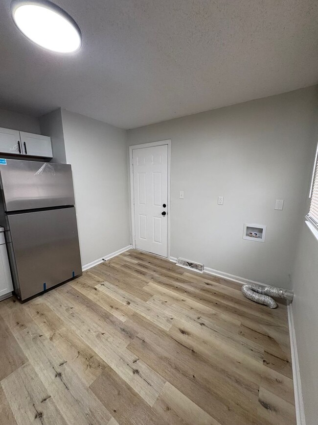 Photo - Renovated 3bed/1bath in Greensboro!