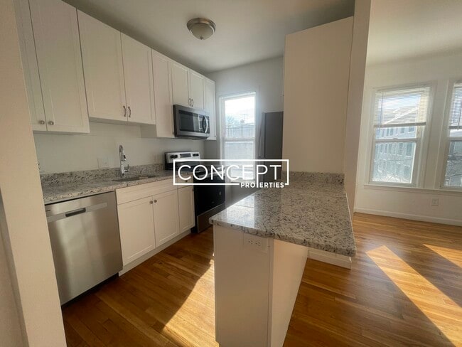 Photo - 181 Washington St Unit 3