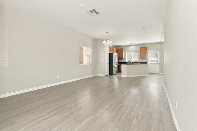 209 Sierra Breeze Ave