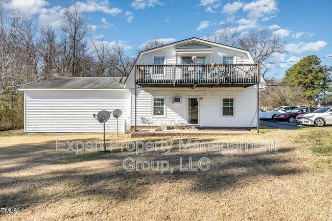 Building Photo - 103 Winterlochen Dr Unit C