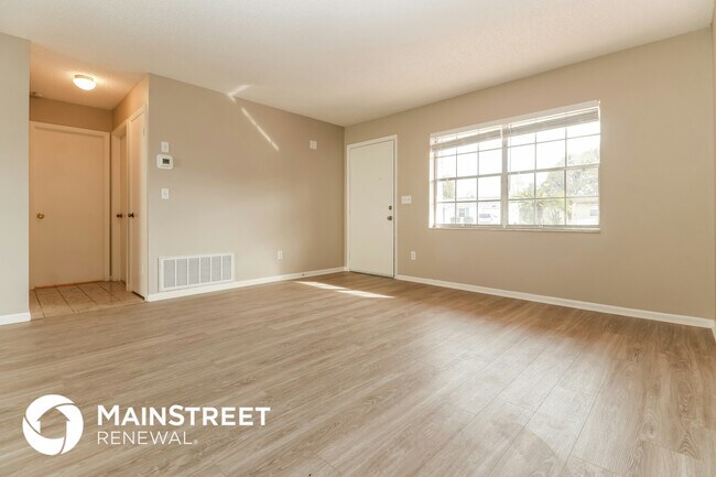 Photo - 4560 Chamber Ct