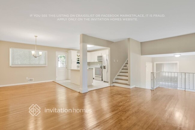 Photo - 2132 Rosewood Rd