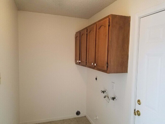 Photo - 2014 Rycroft Dr