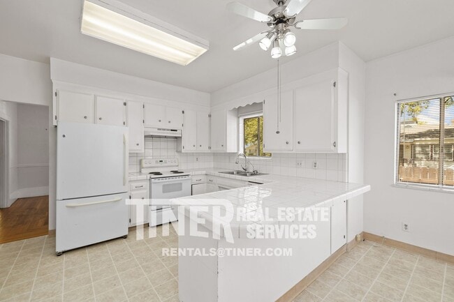 Photo - 4201 53rd St