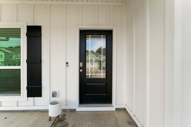 Photo - 115 Piper Cv