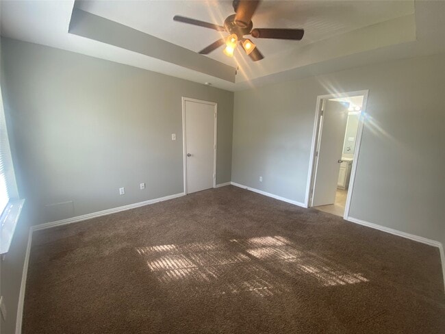 Photo - 14007 Oleoke Ln