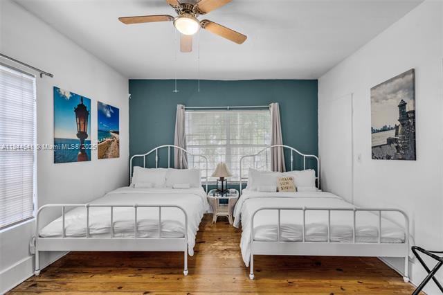 Photo - 314 NE 26th Ter Casa