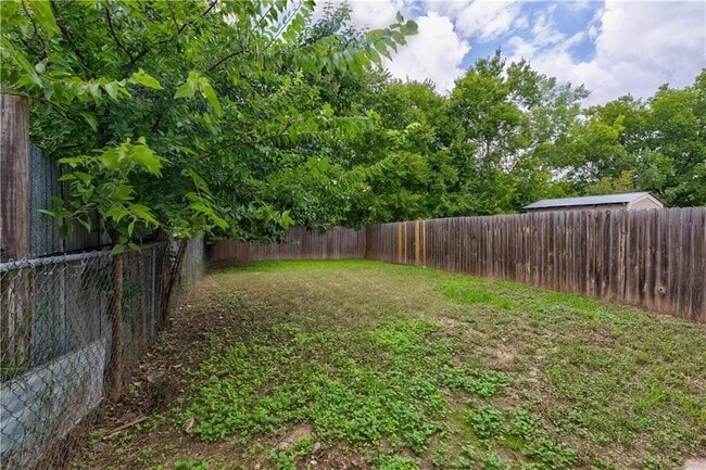 Photo - 1006 Fiesta St