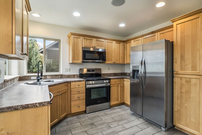 Photo - Cozy 3 Bed Home: New Carpet, Fully Fenced Yard & Near Old Mill