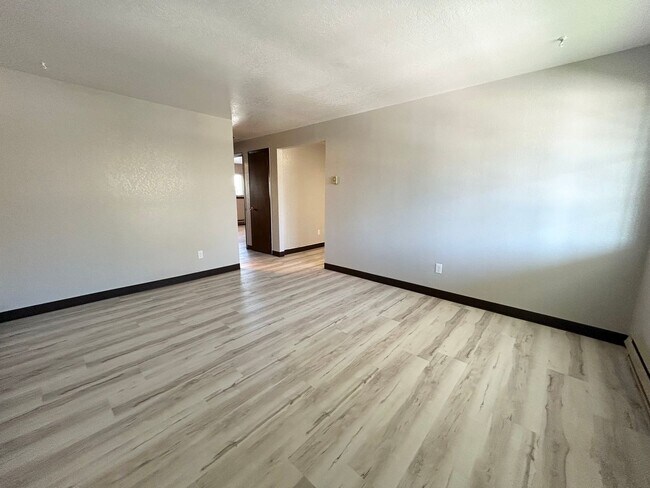 Photo - 7th Unit 1368-845