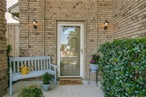 Photo - 544 Lake Forest Dr