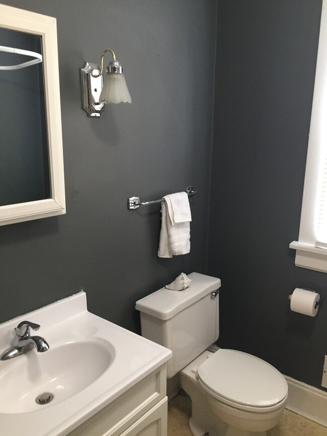 Photo - 724 N Columbus St