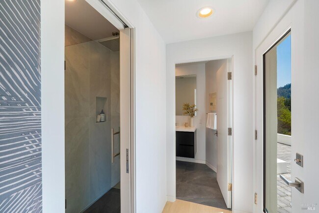 Photo - 375 Kortum Canyon Rd