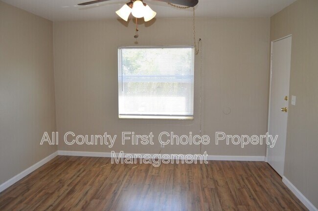 Photo - 938 11th St N Unit upper