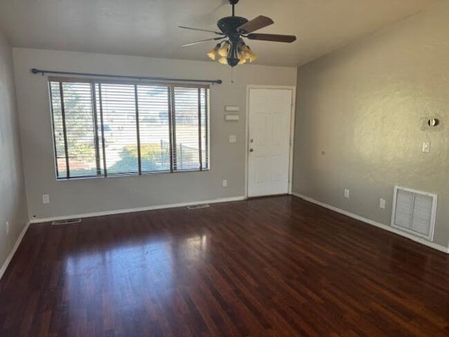 Photo - Cute 3 Bedroom 2 Bath 2 Car Garage Home in "Prescott Valley"