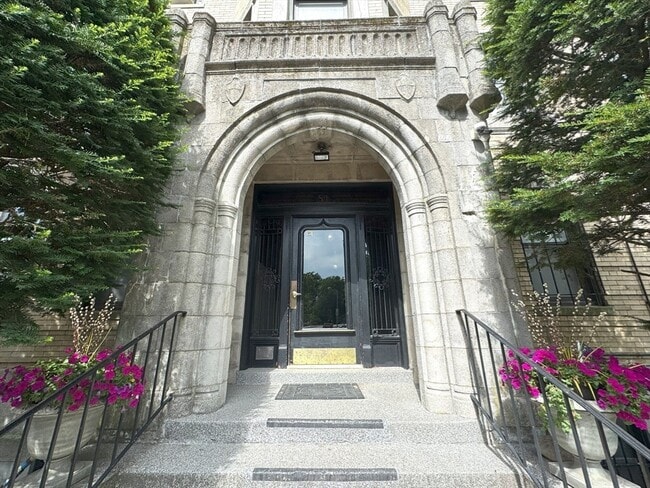 Photo - 51 Park Dr Unidad 12A