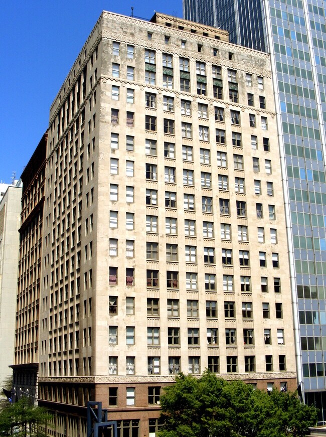 Photo - William Oliver Building