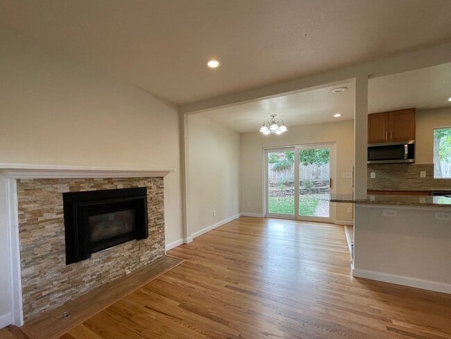 Photo - Newly Remodeled 6 Bed 3 Bath Martin Acre’s Home in Boulder- AVAILABLE NOW! (Short Term Lease)