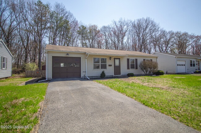 Photo - 31 Mildred Ln