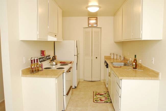 Photo - Clover Ridge Apartments