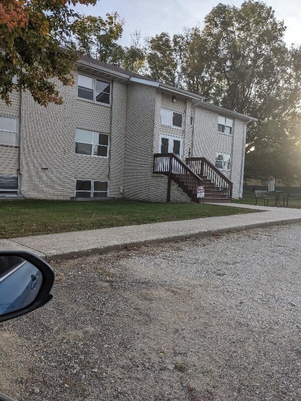 Photo - 502 W Market St Unit 101