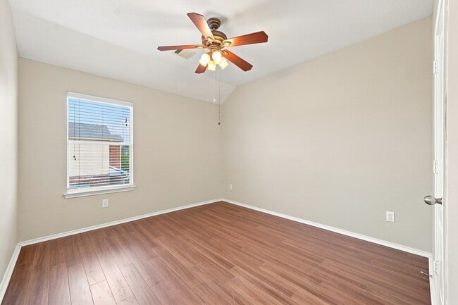 Photo - 18810 Lantern Cove Ln