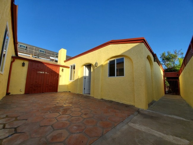 Photo - 2937 Virginia Ave Unit House