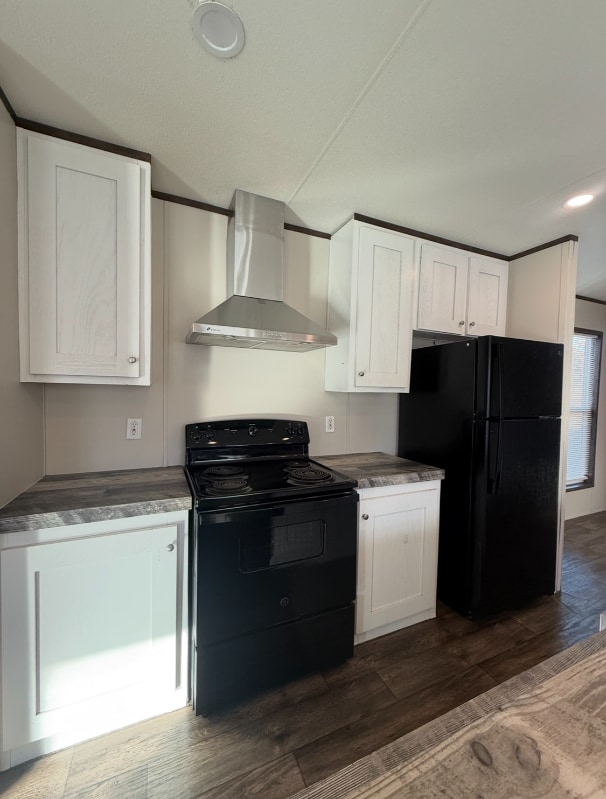 Building Photo - 5705 Hicks Ln