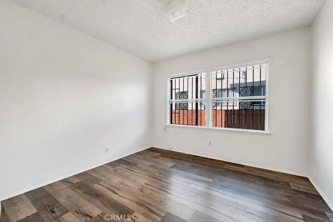 Photo - 648 W 41st Dr Unit 648 3-4
