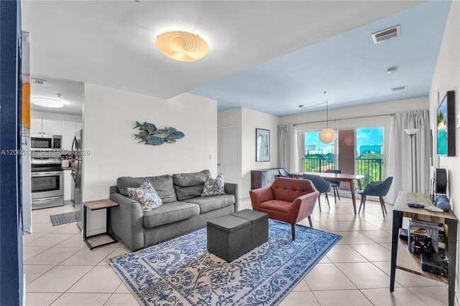 Photo - 2280 SW 32nd Ave Unit 403