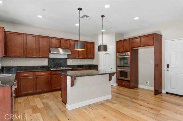 Photo - 27425 Blackstone Rd