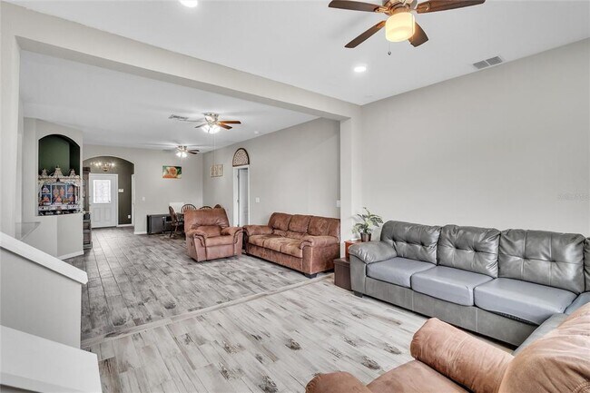 Photo - 1193 Cathcart Cir