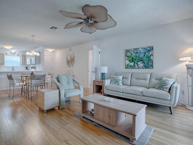 Photo - 3337 Ashbrook Pl