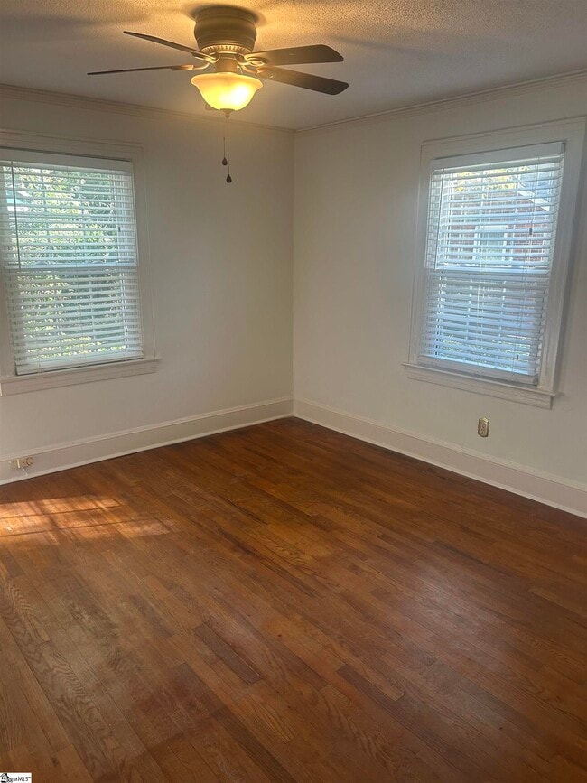 Photo - 9 W Mountainview Ave