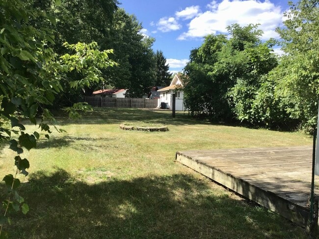 Photo - 213 N 14th St
