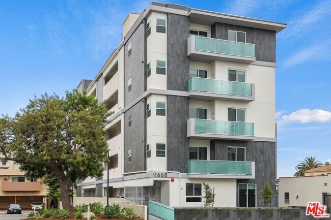 Building Photo - 11668 Darlington Ave Unit 404 Rental