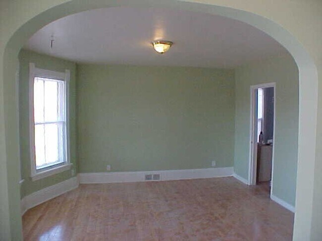 Photo - 219 E Mifflin St Unit 2