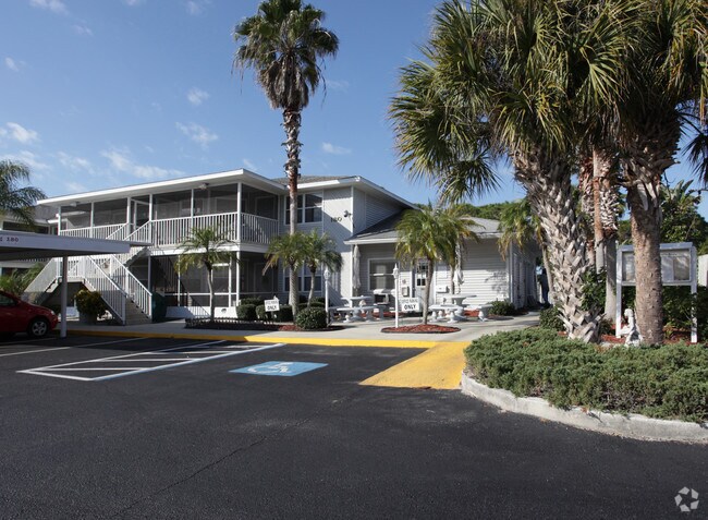 Heron Cove - Heron Cove Apartments