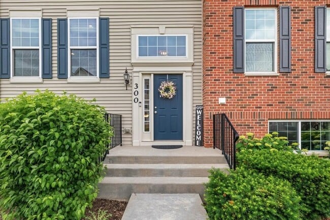 300 Lionel Dr