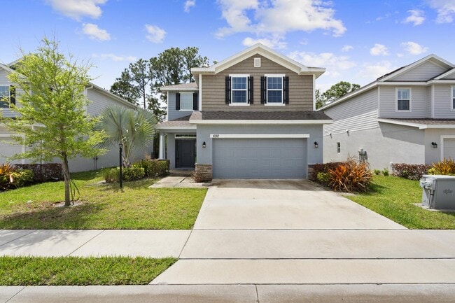 Photo - 692 NE Turtleback Trail