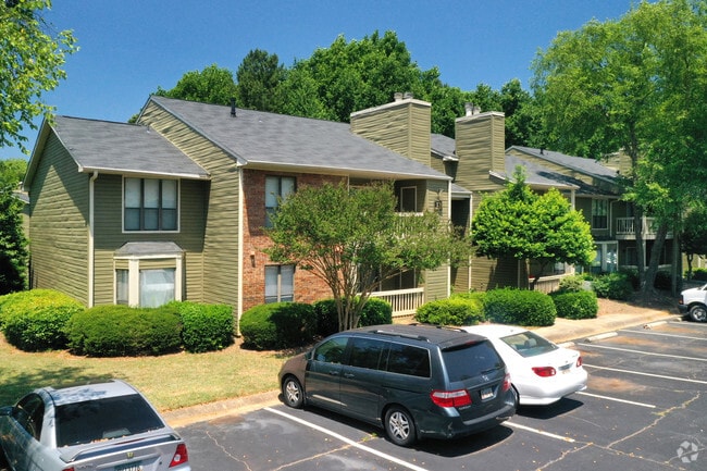 Building Photo - Forest Glen