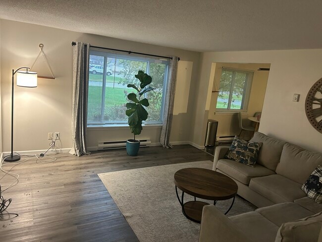 Photo - 2708 Alder Creek Dr S