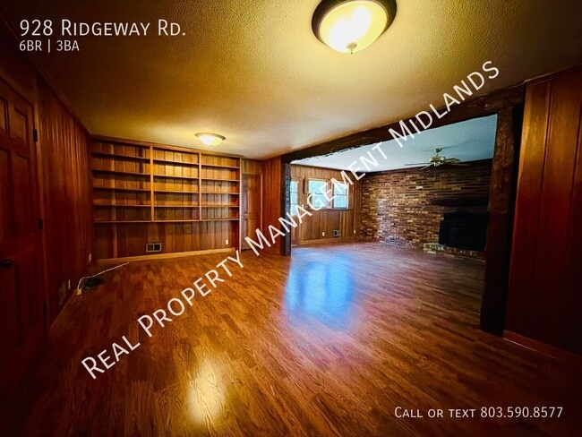 Photo - 928 Ridgeway Rd
