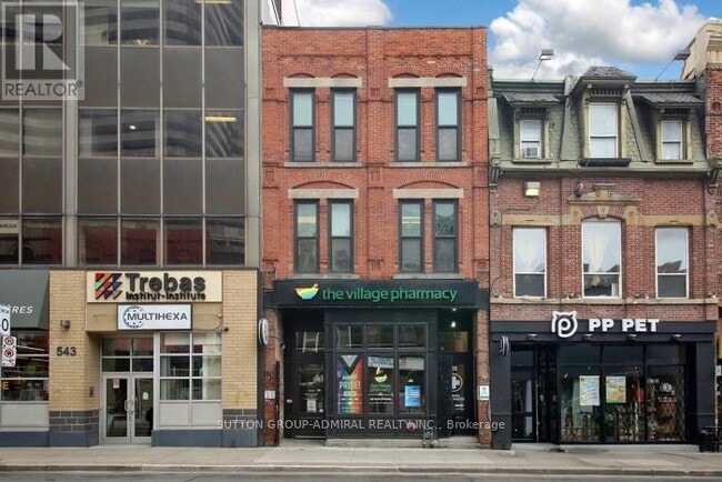Photo - 535 Yonge St